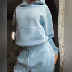 Roots Blue Cloud Set